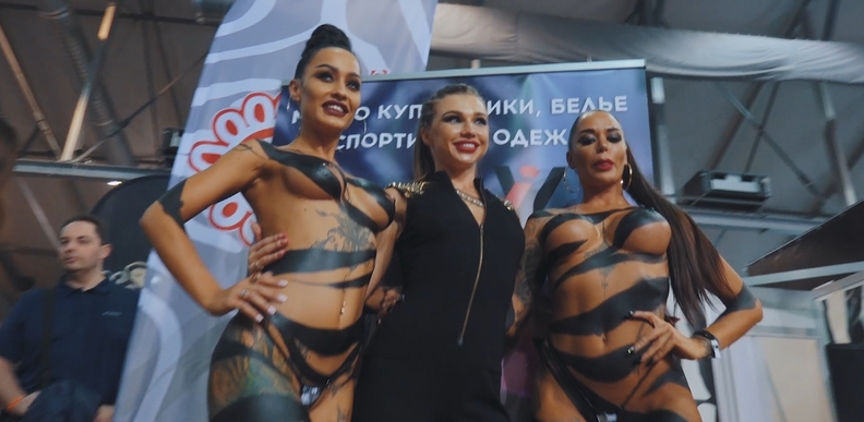 показ купальников от анастасии ивановской